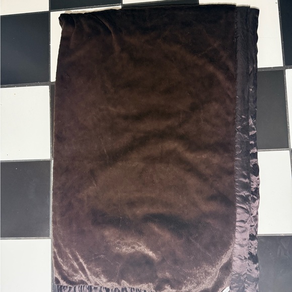 Giraffe at Home Other - Giraffe at Home Chocolate Brown Plush Throw